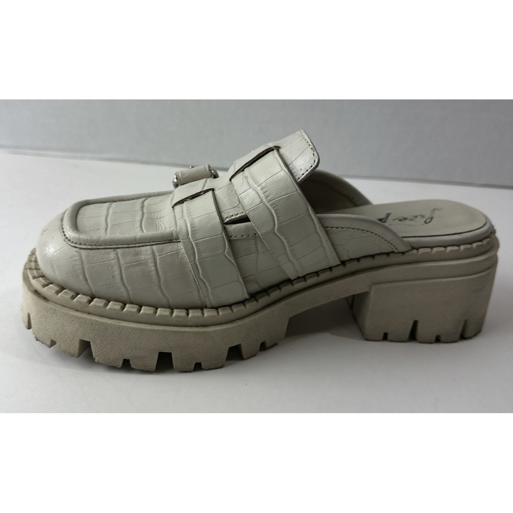 Free People Buckle Lyra Lug Loafers Slip On Beige Chunky Shoe Womens 37 US 6 - 7 - Picture 6 of 16